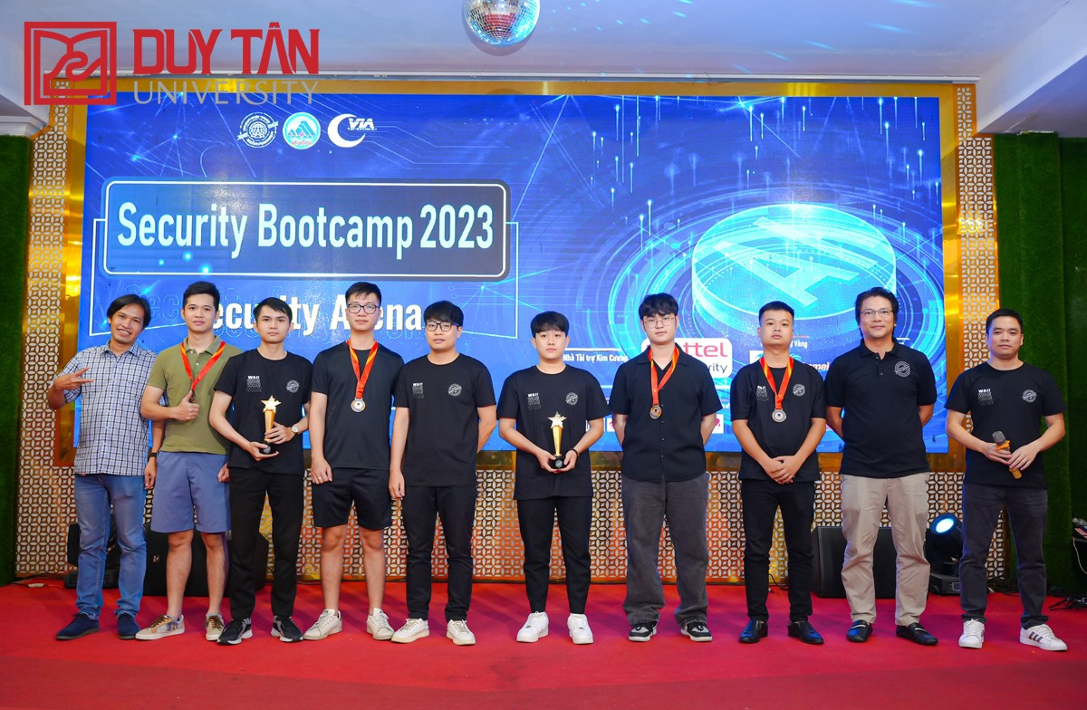Trường Đại học Duy Tân giành giải tại SECURITY BOOTCAMP 2023